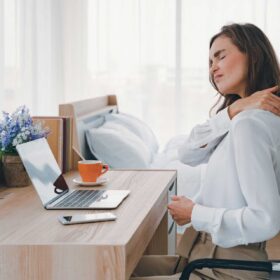 How Posture Affects Neck and Shoulder Health
