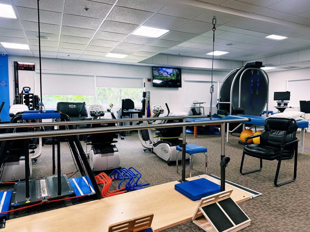 gold coast physical therapy wellington florida therapy area